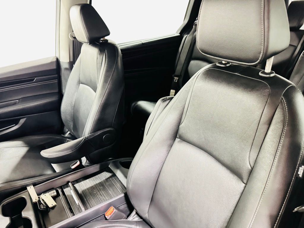 2023 Honda Odyssey Touring photo 20