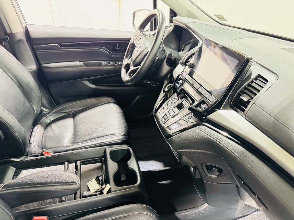 2023 Honda Odyssey Touring photo 33