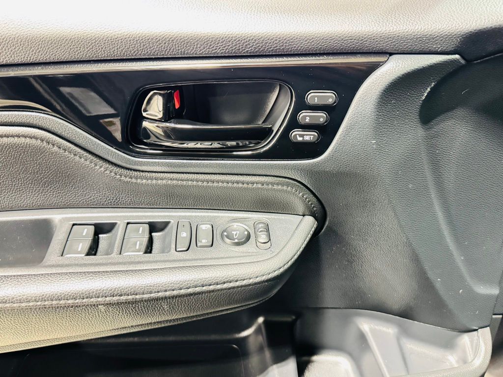 2023 Honda Odyssey Touring photo 45