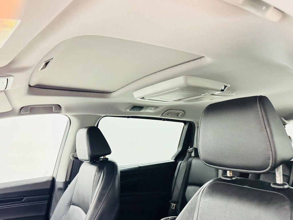 2023 Honda Odyssey Touring photo 42