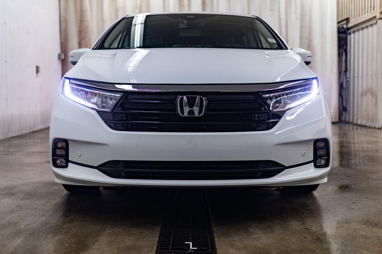 2023 Honda Odyssey Touring Leather Roof Nav DVD BCam Red Deer AB