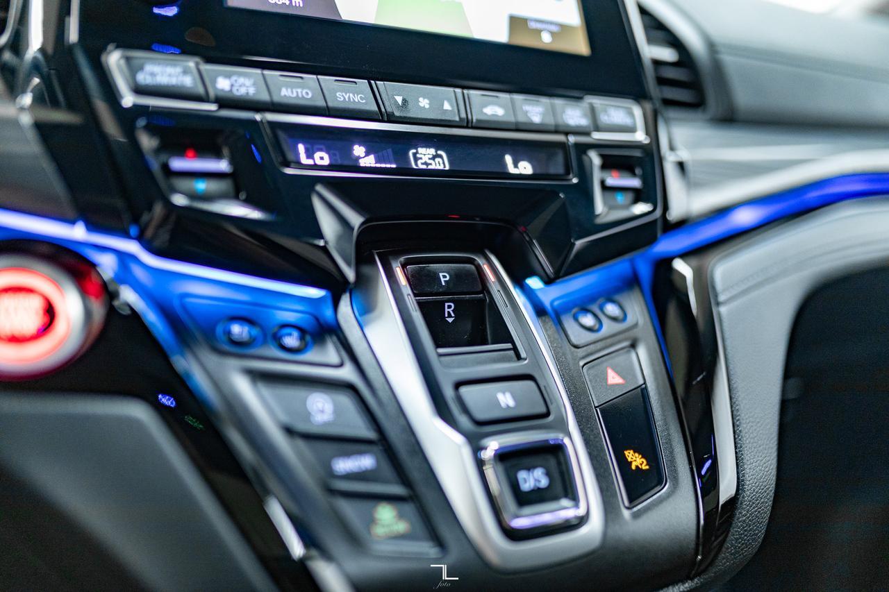 2023 Honda Odyssey Touring Leather Roof Nav DVD BCam Red Deer AB