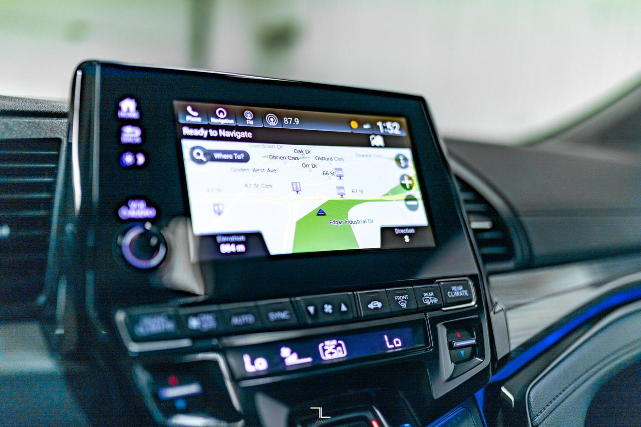 2023 Honda Odyssey Touring Leather Roof Nav DVD BCam Red Deer AB