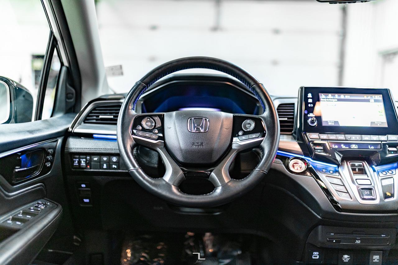 2023 Honda Odyssey Touring Leather Roof Nav DVD BCam Red Deer AB