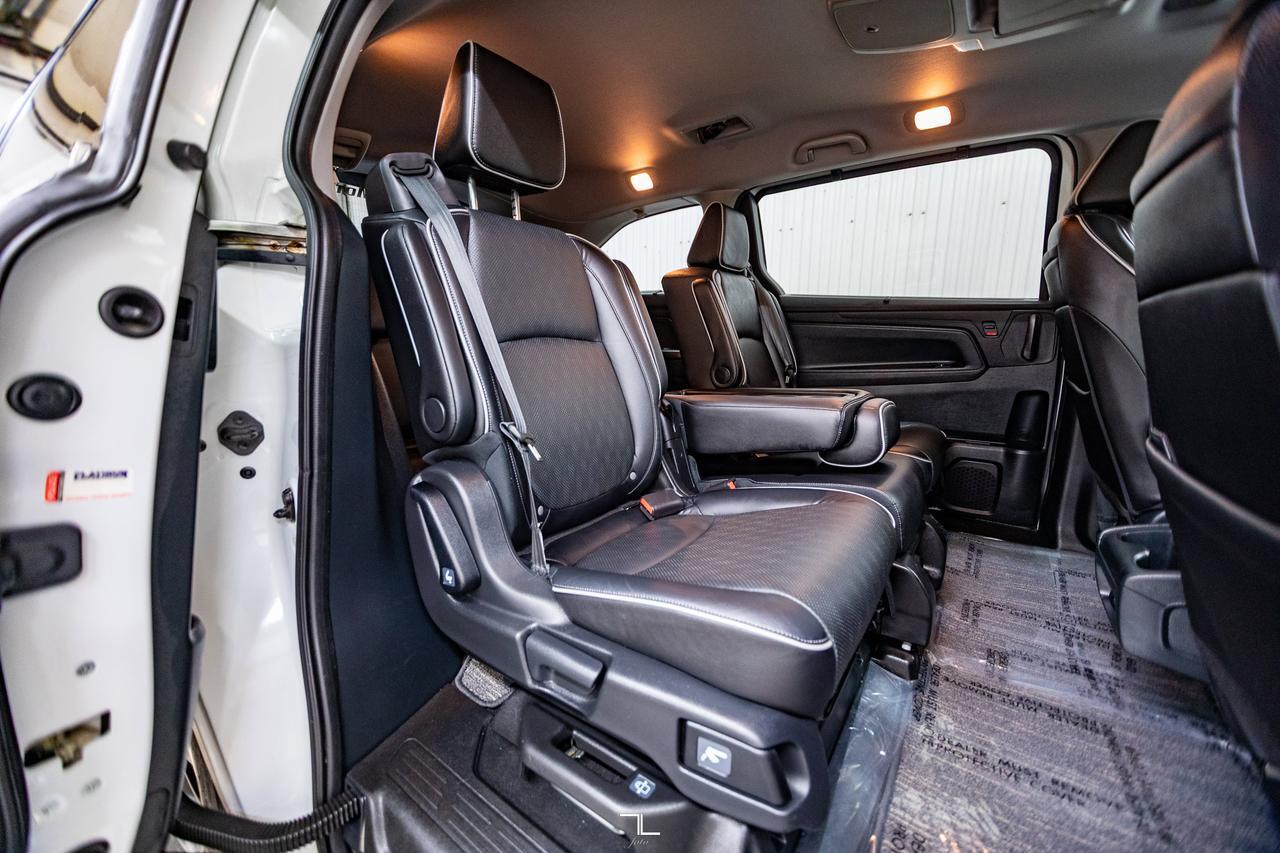 2023 Honda Odyssey Touring Leather Roof Nav DVD BCam Red Deer AB