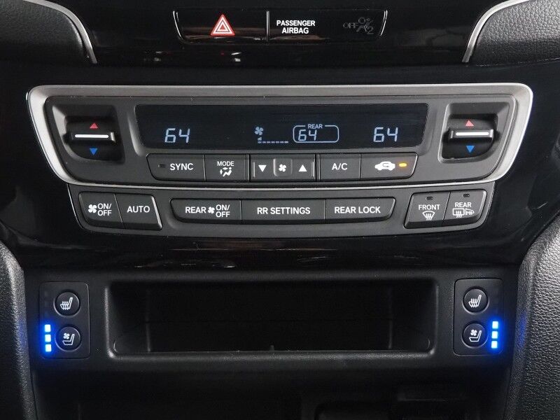 2023 Honda Passport Elite AWD *NAVIGATION, ADAPTIVE CRUISE, SAFETY ALERTS, BACKUP-CAMERA, COLOR TOUCHSCREEN, MOONROOF, LEATHER, CLIMATE SEATS, HEATED STEERING, POWER LIFTGATE, REMOTE START, PREMIUM AUDIO, WIRELESS CHARGING, ANDROID & APPLE Round Rock TX