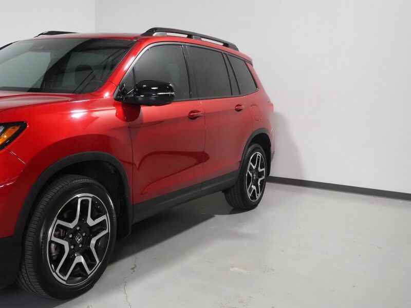 2023 Honda Passport Elite AWD *NAVIGATION, ADAPTIVE CRUISE, SAFETY ALERTS, BACKUP-CAMERA, COLOR TOUCHSCREEN, MOONROOF, LEATHER, CLIMATE SEATS, HEATED STEERING, POWER LIFTGATE, REMOTE START, PREMIUM AUDIO, WIRELESS CHARGING, ANDROID & APPLE Round Rock TX