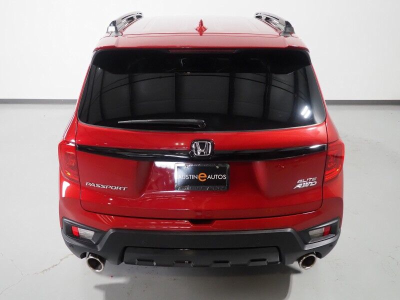 2023 Honda Passport Elite AWD *NAVIGATION, ADAPTIVE CRUISE, SAFETY ALERTS, BACKUP-CAMERA, COLOR TOUCHSCREEN, MOONROOF, LEATHER, CLIMATE SEATS, HEATED STEERING, POWER LIFTGATE, REMOTE START, PREMIUM AUDIO, WIRELESS CHARGING, ANDROID & APPLE Round Rock TX