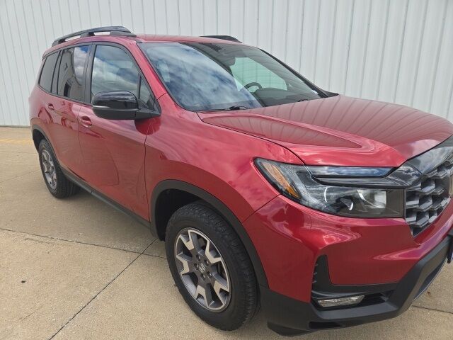 2023 Honda Passport TrailSport photo 2