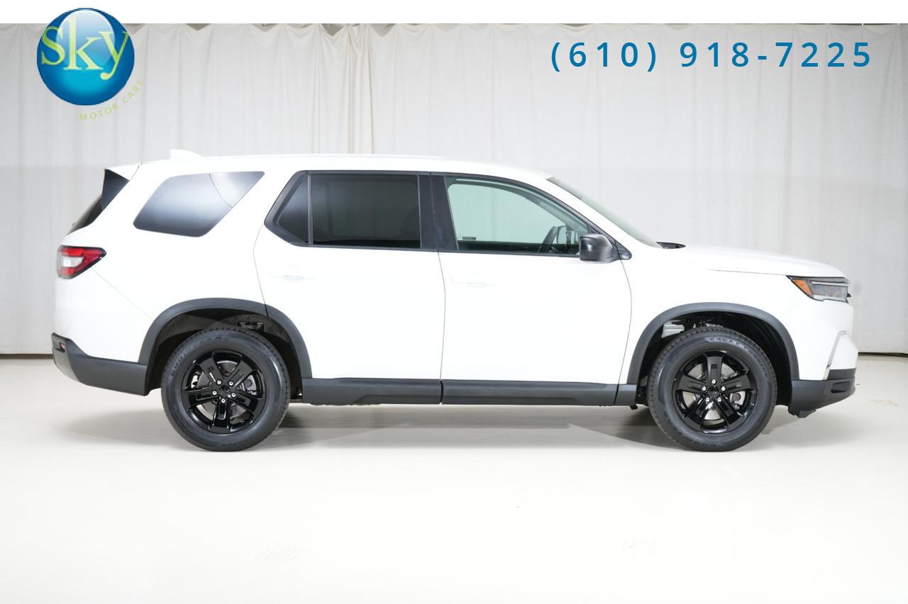 2023 Honda Pilot AWD LX 8-PASSENGER West Chester PA