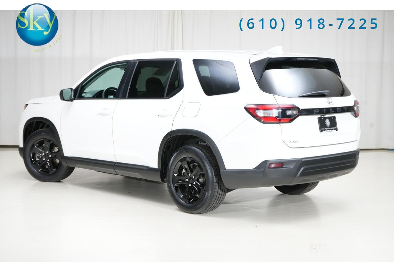 2023 Honda Pilot AWD LX 8-PASSENGER West Chester PA