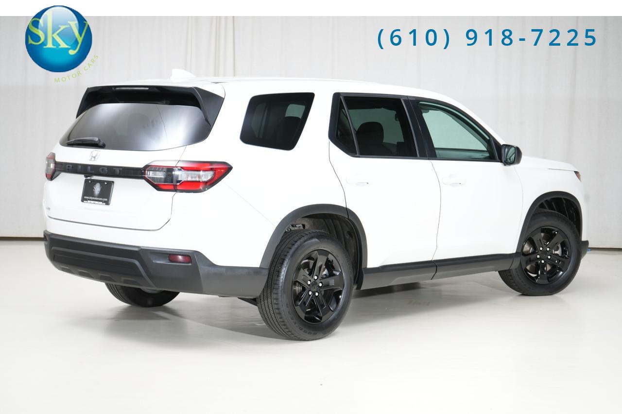 2023 Honda Pilot AWD LX 8-PASSENGER West Chester PA