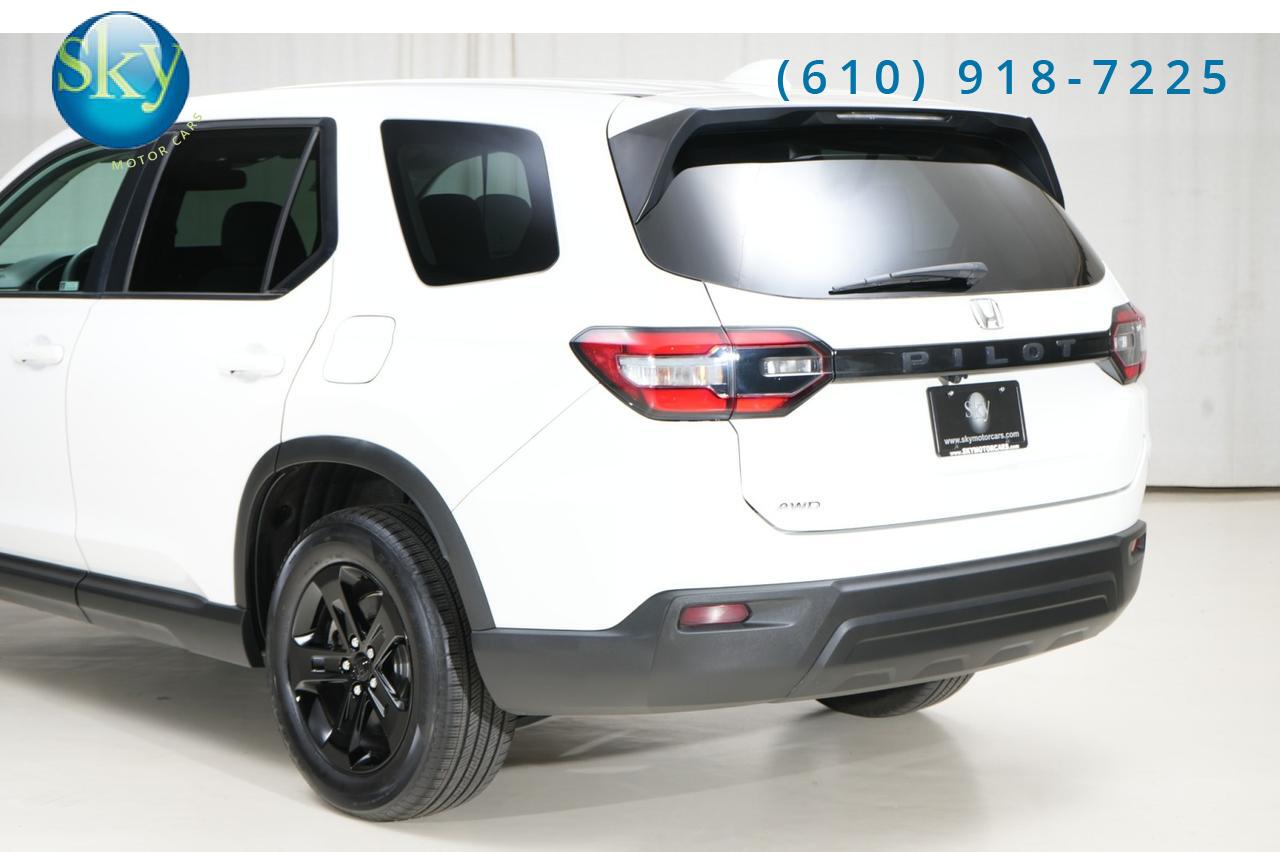2023 Honda Pilot AWD LX 8-PASSENGER West Chester PA