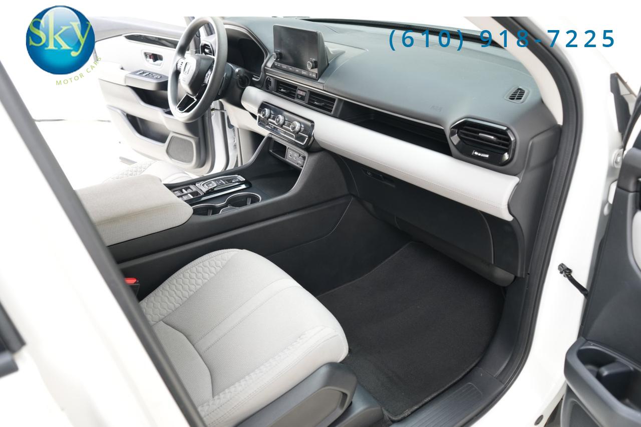 2023 Honda Pilot AWD LX 8-PASSENGER West Chester PA