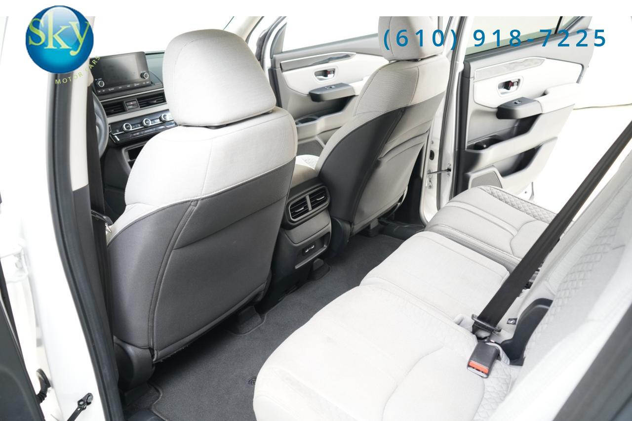 2023 Honda Pilot AWD LX 8-PASSENGER West Chester PA