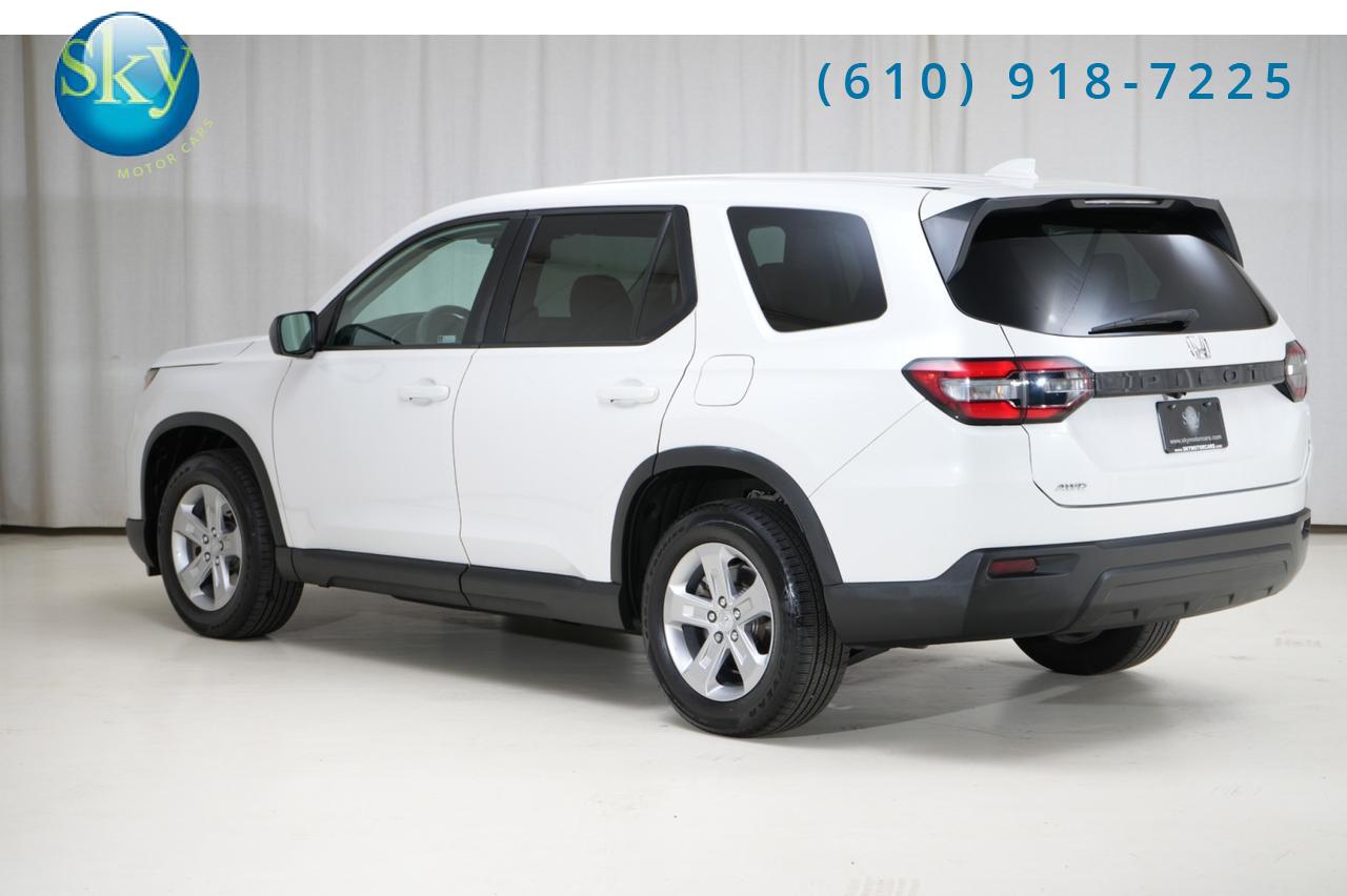 2023 Honda Pilot AWD LX 8-PASSENGER West Chester PA