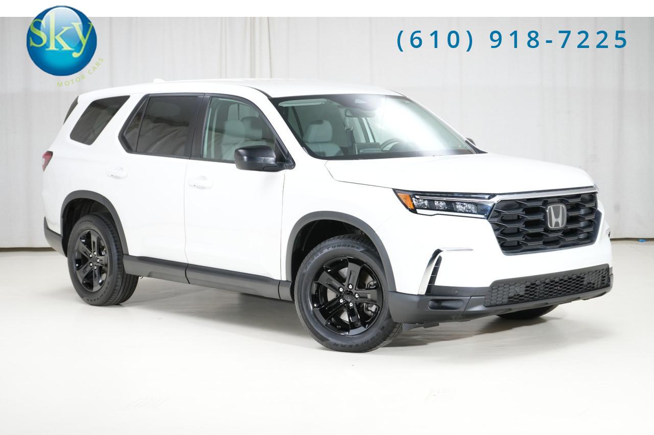 2023 Honda Pilot AWD LX 8-PASSENGER West Chester PA