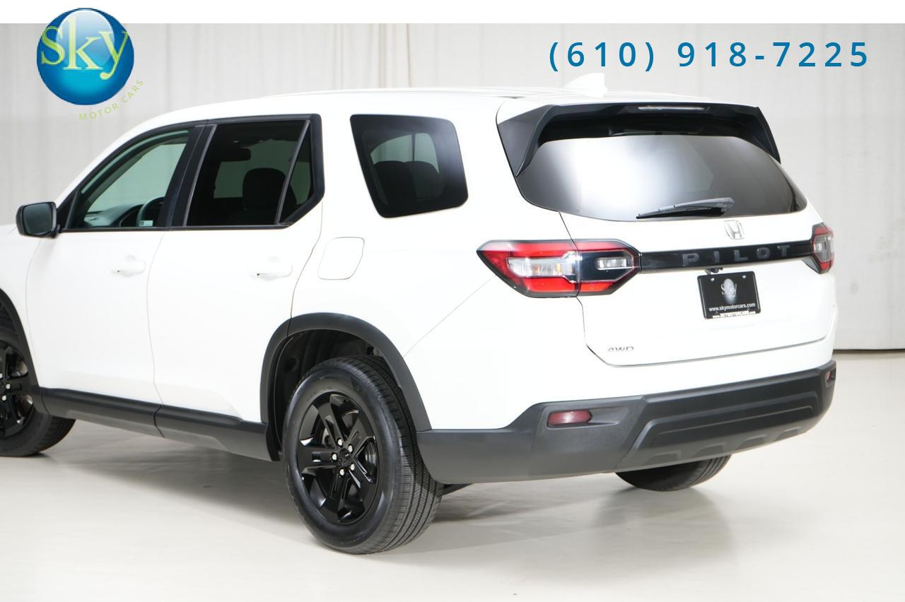 2023 Honda Pilot AWD LX 8-PASSENGER West Chester PA