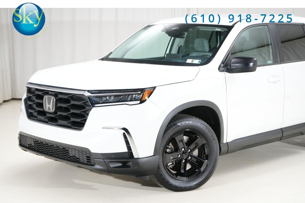 2023 Honda Pilot AWD LX 8-PASSENGER West Chester PA