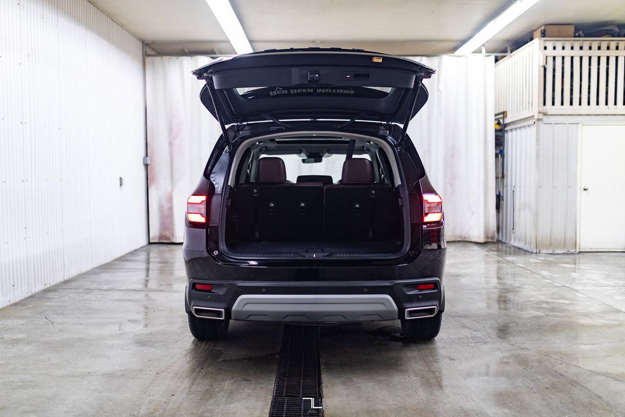 2023 Honda Pilot AWD Touring Leather Roof Nav BCam Red Deer AB