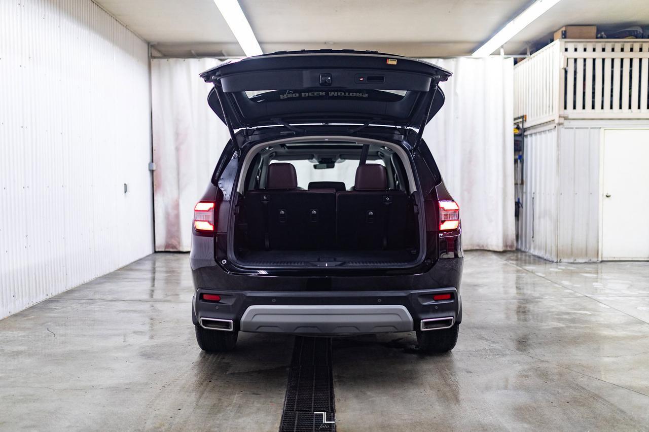 2023 Honda Pilot AWD Touring Leather Roof Nav BCam Red Deer AB