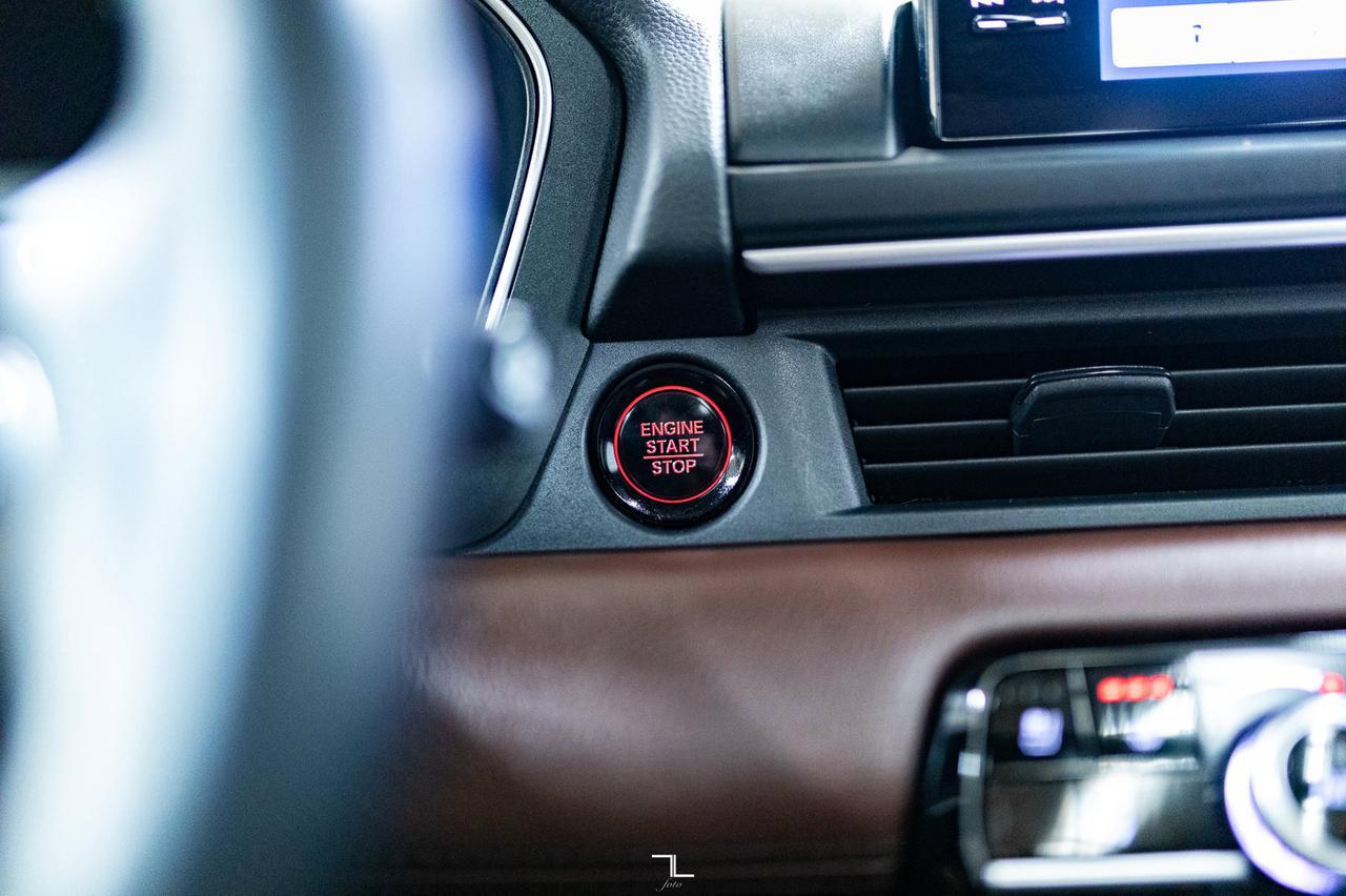 2023 Honda Pilot AWD Touring Leather Roof Nav BCam Red Deer AB