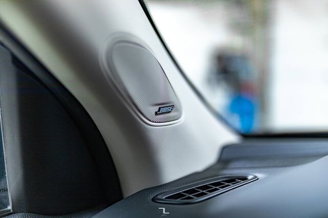 2023 Honda Pilot AWD Touring Leather Roof Nav BCam Red Deer AB