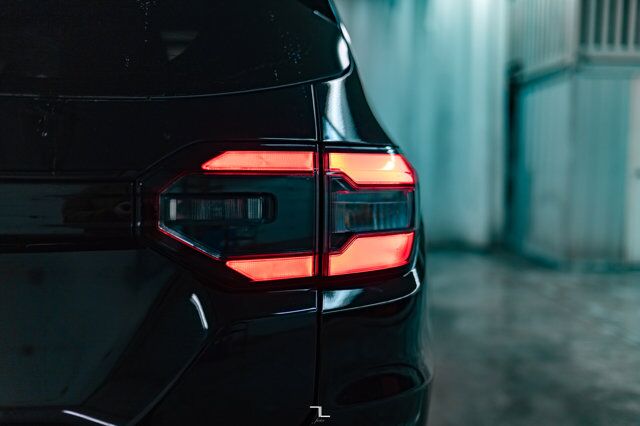 2023 Honda Pilot AWD Touring Leather Roof Nav BCam Red Deer AB