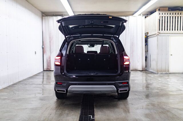 2023 Honda Pilot AWD Touring Leather Roof Nav BCam Red Deer AB