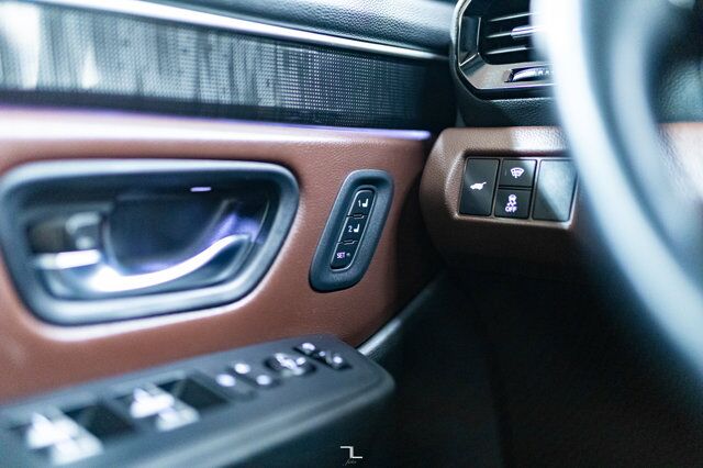 2023 Honda Pilot AWD Touring Leather Roof Nav BCam Red Deer AB