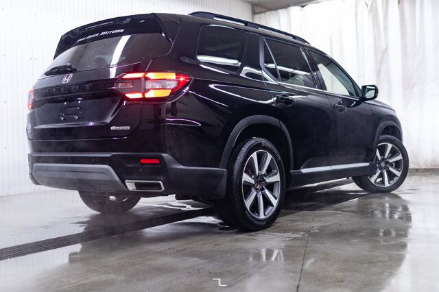 2023 Honda Pilot AWD Touring Leather Roof Nav BCam Red Deer AB