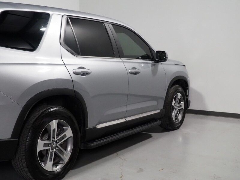 2023 Honda Pilot EX-L 7 Passenger *ADAPTIVE CRUISE, SAFETY ALERTS, BACKUP-CAMERA, LEATHER, HEATED SEATS, 2ND ROW CAPTAINS, POWER LIFTGATE, REMOTE START, APPLE & ANDROID Round Rock TX