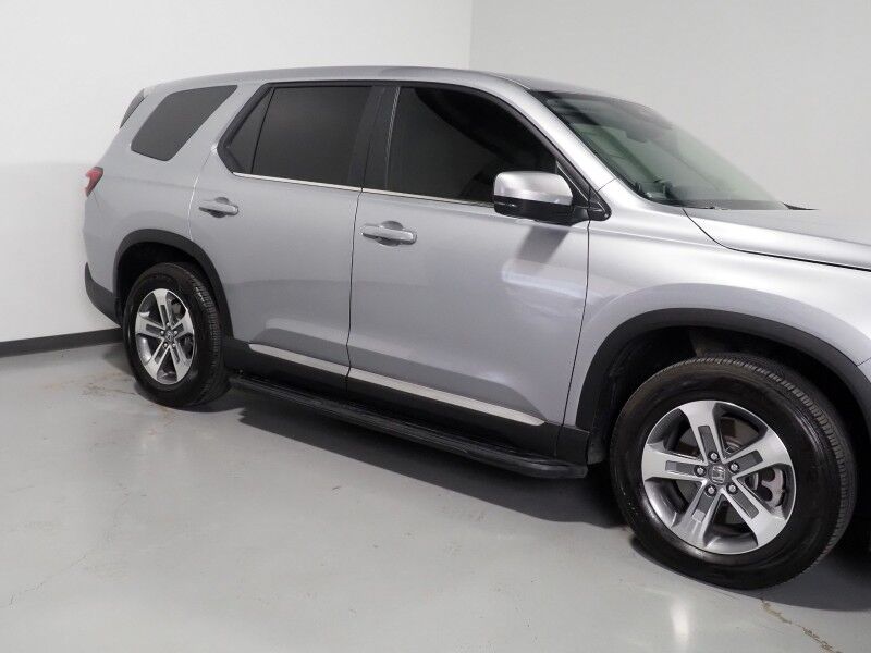 2023 Honda Pilot EX-L 7 Passenger *ADAPTIVE CRUISE, SAFETY ALERTS, BACKUP-CAMERA, LEATHER, HEATED SEATS, 2ND ROW CAPTAINS, POWER LIFTGATE, REMOTE START, APPLE & ANDROID Round Rock TX