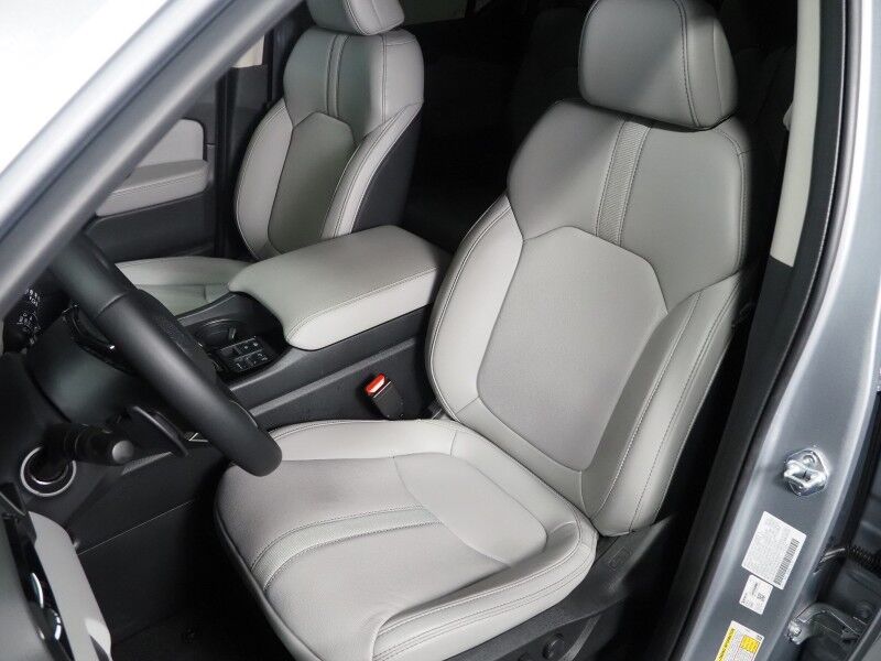 2023 Honda Pilot EX-L 7 Passenger *ADAPTIVE CRUISE, SAFETY ALERTS, BACKUP-CAMERA, LEATHER, HEATED SEATS, 2ND ROW CAPTAINS, POWER LIFTGATE, REMOTE START, APPLE & ANDROID Round Rock TX