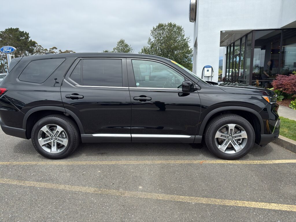 2023 Honda Pilot EX-L 8 Passenger Eureka CA