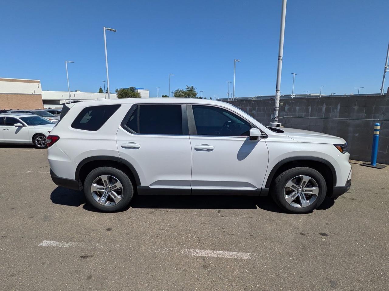 2023 Honda Pilot EX-L 8 Passenger Roseville CA