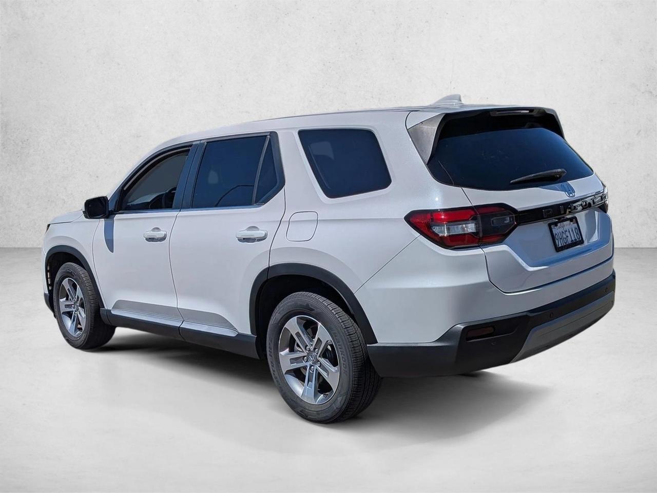 2023 Honda Pilot EX-L 8 Passenger Roseville CA