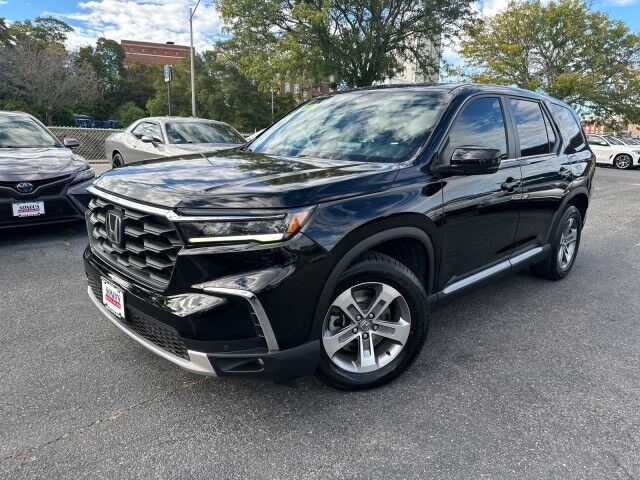 2023 Honda Pilot EX-L 8 Passenger Worcester MA