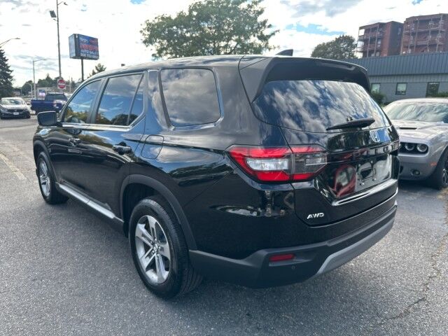 2023 Honda Pilot EX-L 8 Passenger Worcester MA
