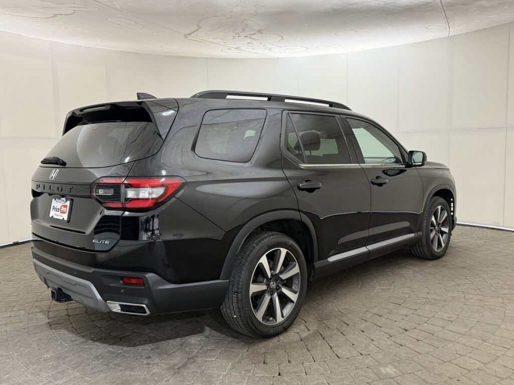 2023 Honda Pilot Elite AWD Maumee OH