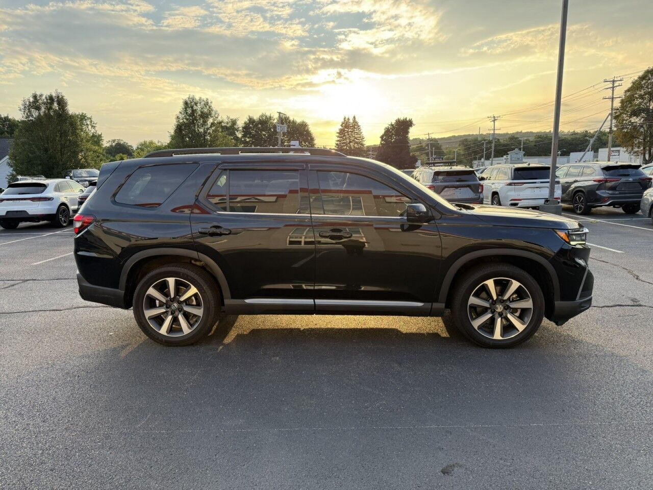 2023 Honda Pilot Elite Fitchburg MA