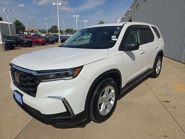 2023 Honda Pilot LX West Burlington IA