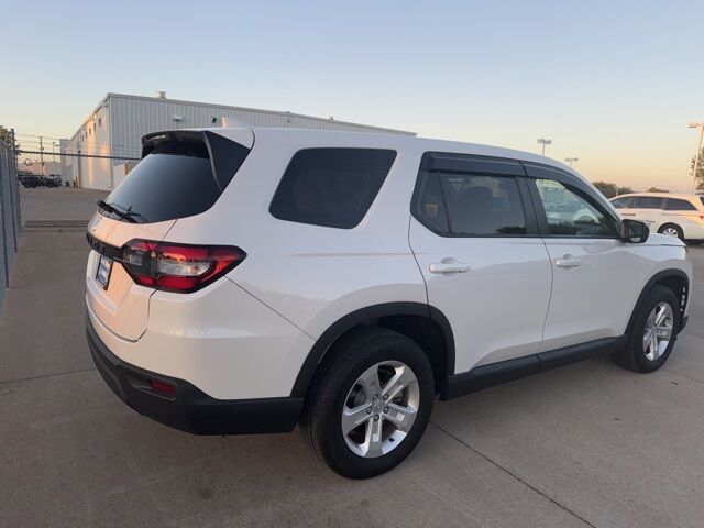 2023 Honda Pilot LX West Burlington IA