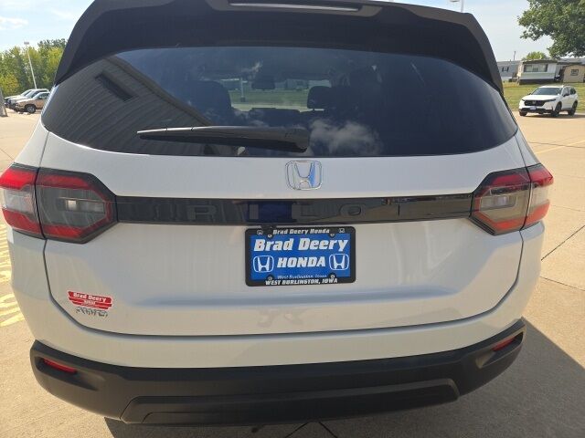 2023 Honda Pilot LX West Burlington IA