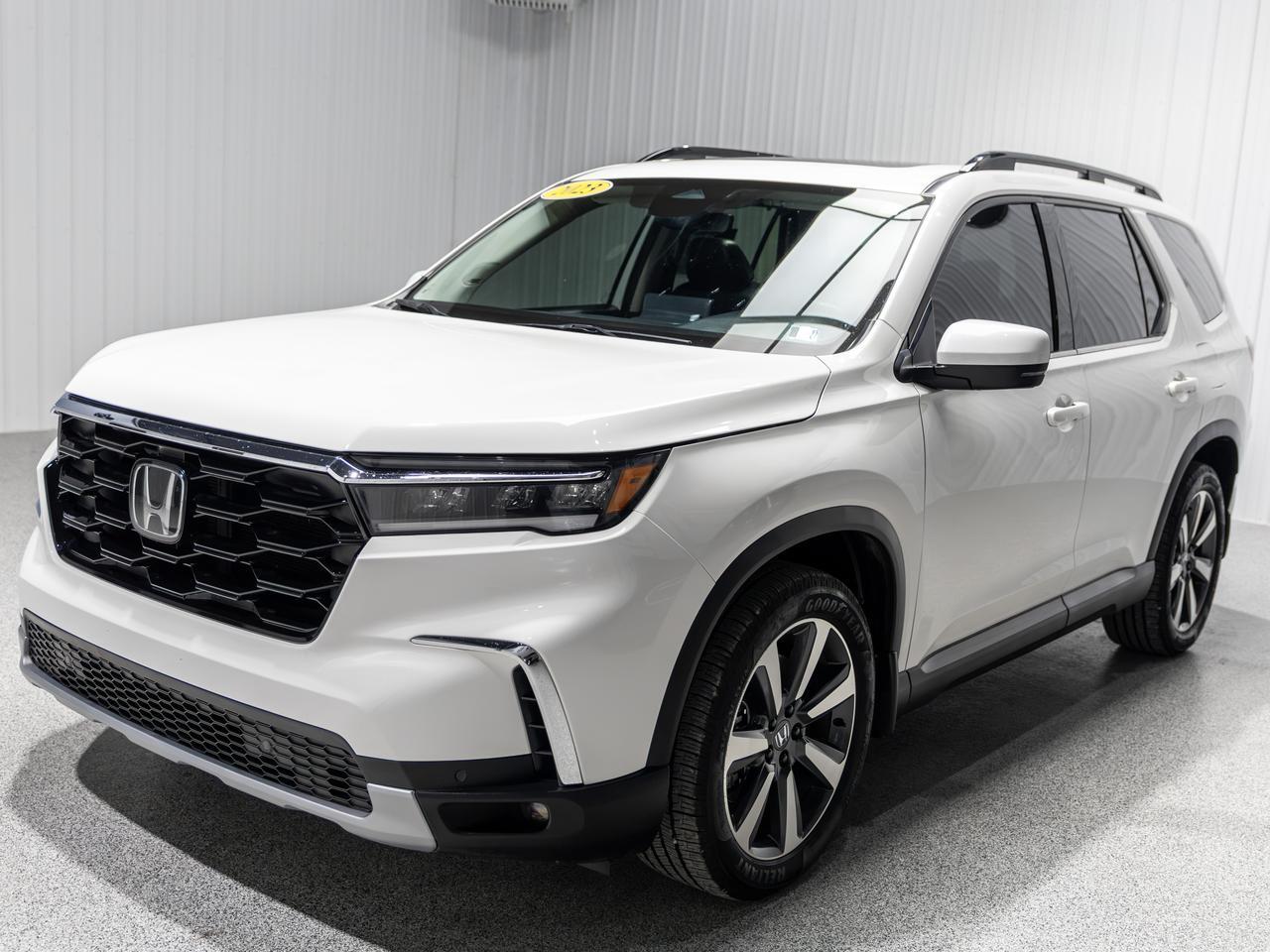 2023 Honda Pilot Touring 8-Passenger AWD NAV Cranberry PA