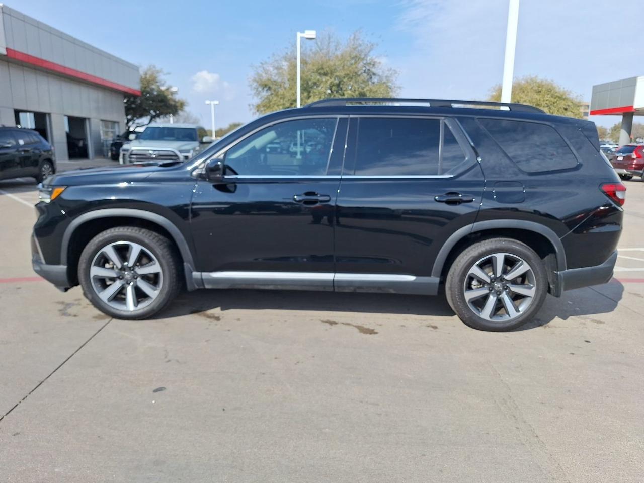2023 Honda Pilot Touring Hurst TX
