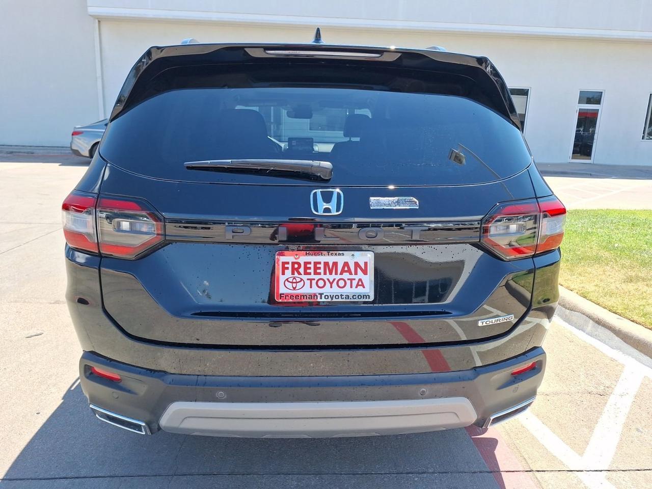 2023 Honda Pilot Touring Hurst TX