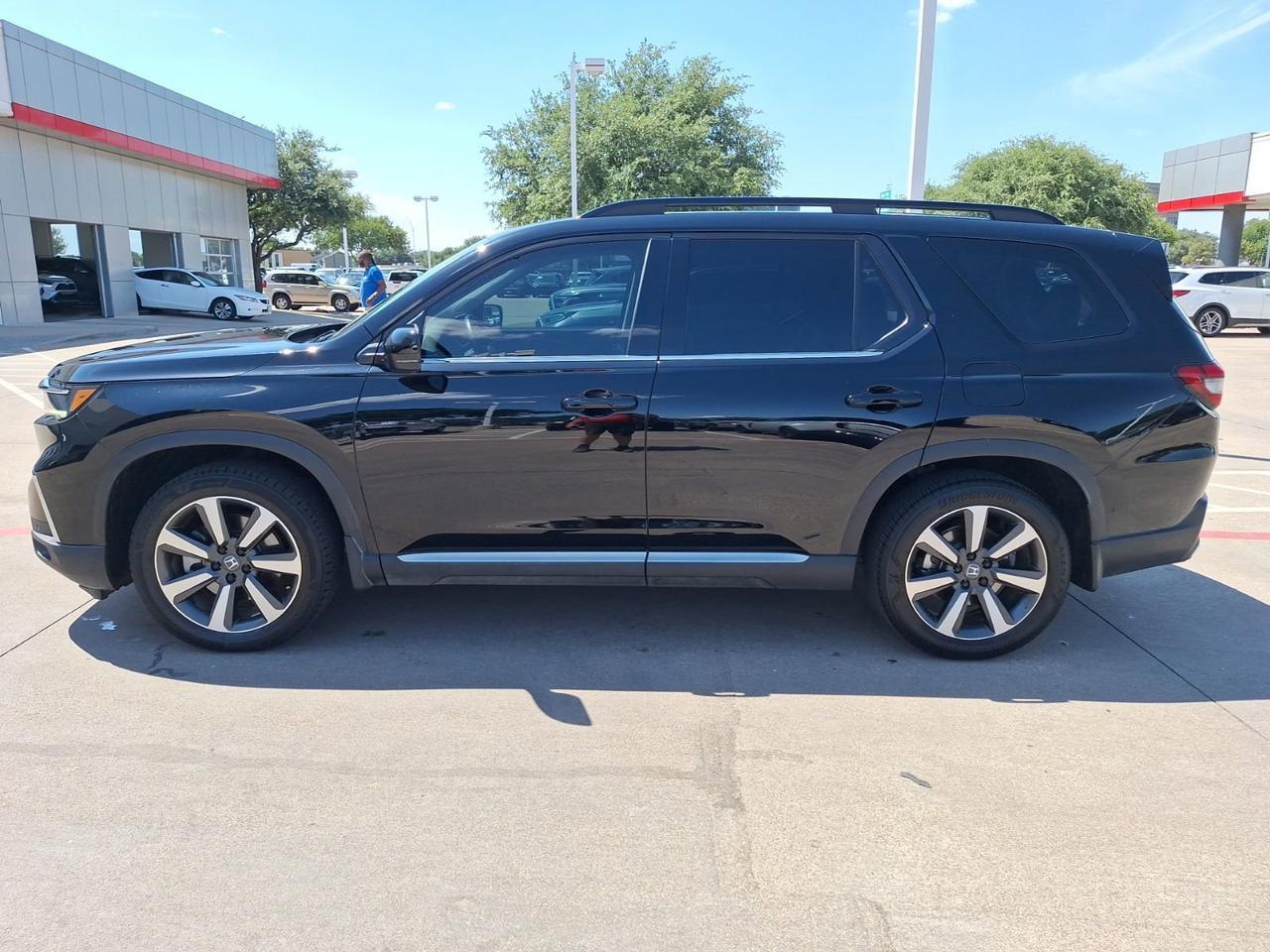 2023 Honda Pilot Touring Hurst TX
