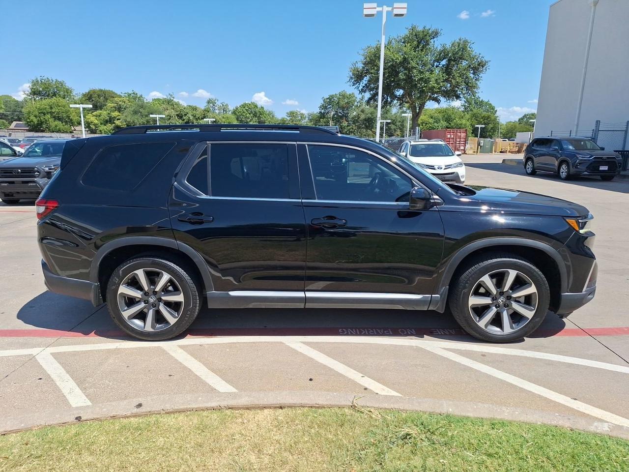 2023 Honda Pilot Touring Hurst TX