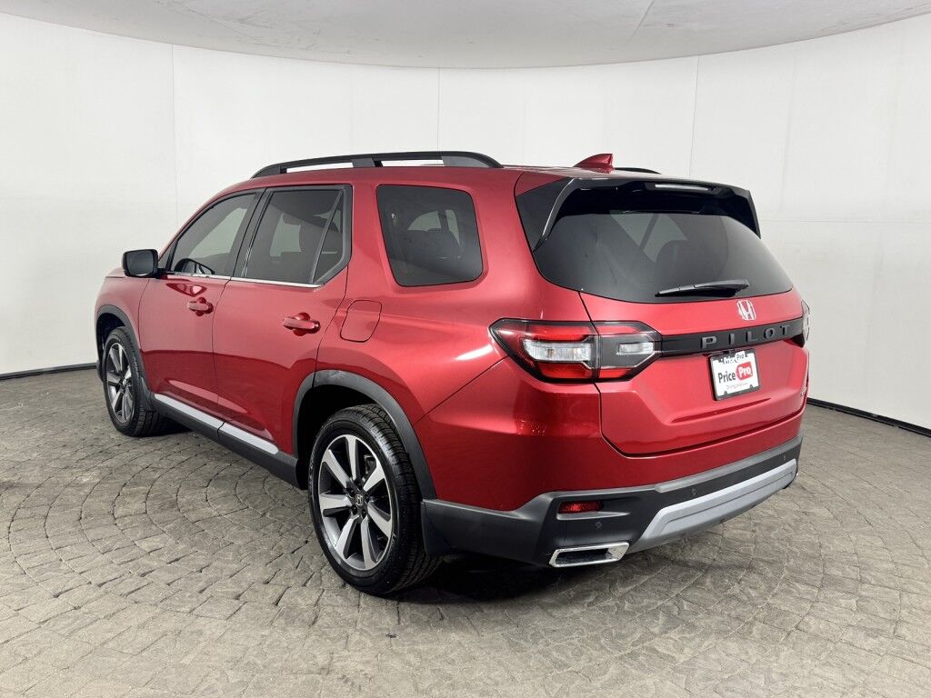 2023 Honda Pilot Touring Maumee OH